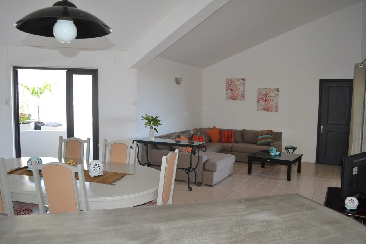 21Lg Le Petit Morne Apartment La Gaulette Exterior photo